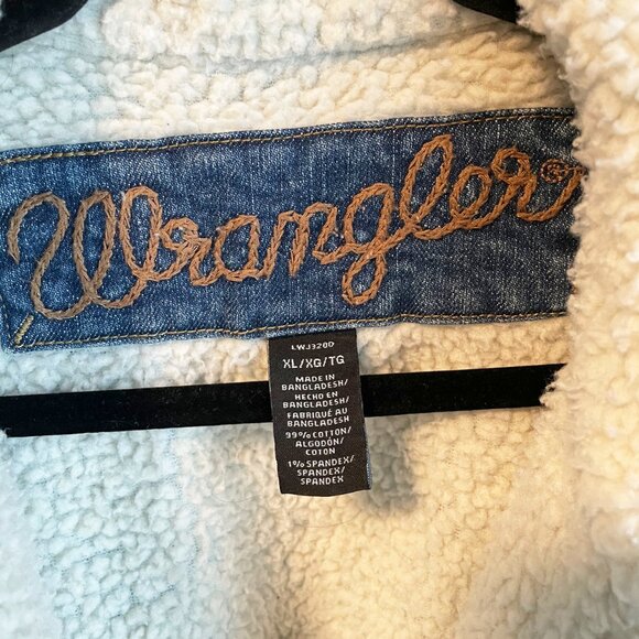 Wrangler Sherpa Denim jacket - Size XL - Picture 7 of 8